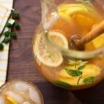 وصفة عصير الخوخ والليمون اللذيذ بالصور