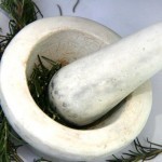 طريقة عمل العطور في المنزل بالصور ٥ طرق متنوعة ذات رائحة جذابة طريقة عمل العطور في المنزل بالصور ٥ طرق متنوعة ذات رائحة جذابة