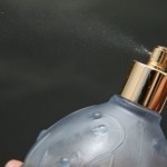 طريقة عمل العطور في المنزل بالصور ٥ طرق متنوعة ذات رائحة جذابة طريقة عمل العطور في المنزل بالصور ٥ طرق متنوعة ذات رائحة جذابة