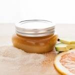 تقشير الوجه بوصفات طبيعية من منزلك