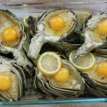 طريقة عمل البيض المخبوز في الخرشوف بالصور