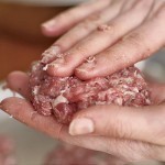 طريقة عمل السجق البلدى بالصور