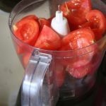 طريقة عمل صلصة البيتزا وتخزينها بالصور