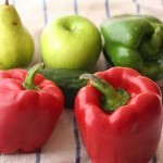 الطريقة الصحيحة في غسل الخضروات والفاكهة الطريقة الصحيحة في غسل الخضروات والفاكهة