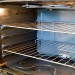 تنظيف الفرن بالصور تنظيف الفرن بالصور