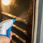 تنظيف الفرن بالصور تنظيف الفرن بالصور