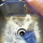 كيفية تنظيف الحوض وبالوعة المطبخ بالليمون