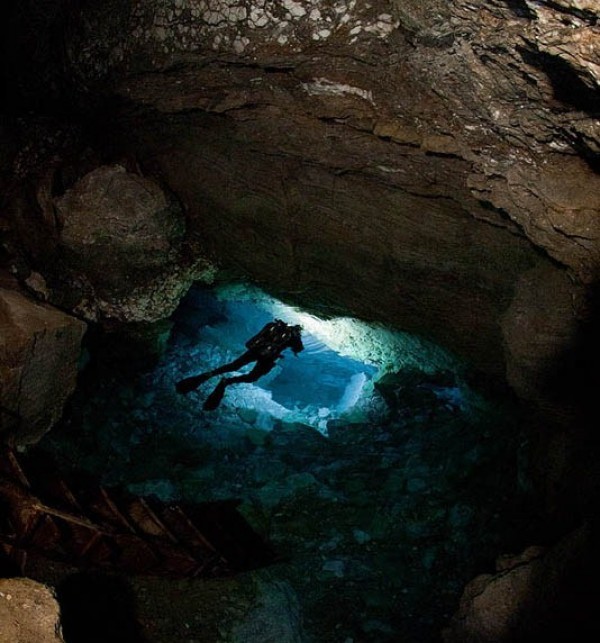 كهف أوردا أطول كهف تحت الماء في العالم كهف أوردا أطول كهف تحت الماء في العالم