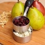 عشاء خفيف الكمثري بالجبن الريكفورد في الفرن