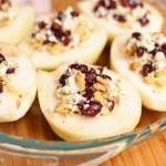 عشاء خفيف الكمثري بالجبن الريكفورد في الفرن