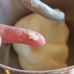 طريقة عمل عجينة العيش الفينو بالصور