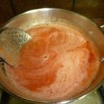 عمل مربي الطماطم بالصور