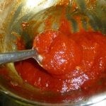 عمل مربي الطماطم بالصور