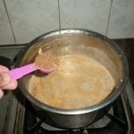 طريقة عمل شاي الكرك بالصور