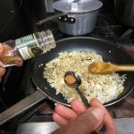 عمل الكينوا المتبلة بالصور وصفة شهية