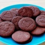 عمل بسكويت أوريو في المنزل بالصور