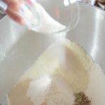 طريقة عمل البقسماط المُقرمش بالصور