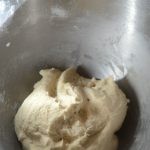 طريقة عمل البقسماط المُقرمش بالصور