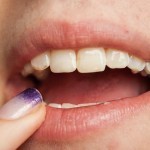 كيف تقومي بوضع الروج بألوان قوس قزح كيف تقومي بوضع الروج بألوان قوس قزح