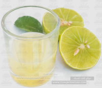 طريقة عمل عصير الليمون المنعش بالصور طريقة عمل عصير الليمون المنعش بالصور