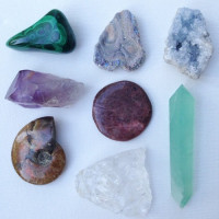 أي كريستال ستختار وماذا يكشف عن شخصيتك ؟ أي كريستال ستختار وماذا يكشف عن شخصيتك ؟