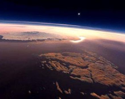 هل توجد حياة اخرى خارج كوكب الارض ؟؟؟