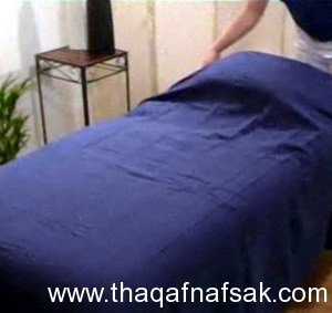 كيف تقوم بعمل مساج ( تدليك ) لظهرك !! كيف تقوم بعمل مساج ( تدليك ) لظهرك !!