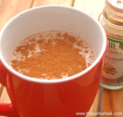 طريقة عمل الشيكولاتة الساخنة بالقرفة ( الموكا )