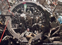 الفتاة التي دخلت مختبر الصواريخ الروسي الفتاة التي دخلت مختبر الصواريخ الروسي