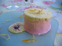 10 من المثلجات الغريبة حول العالم 10 من المثلجات الغريبة حول العالم