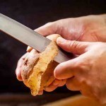 طريقة عمل سلطة البطاطس وجبة خفيفة وصحية