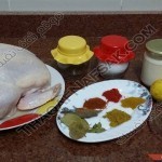 بالصور حضري الفراخ المحشية بالأرز في الفرن بالكيس الحراري