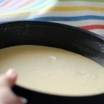 طريقة عمل الكيكة الاسفنجية بالصور خطوات كاملة مصورة