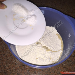 مقادير وطريقة عمل عجينة البيتزا بالصور بدون أي غلطة مقادير وطريقة عمل عجينة البيتزا بالصور بدون أي غلطة