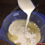 مقادير وطريقة عمل عجينة البيتزا بالصور بدون أي غلطة مقادير وطريقة عمل عجينة البيتزا بالصور بدون أي غلطة