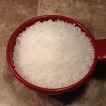 جورب الملح للتخلص من إلتهابات الأذن جورب الملح للتخلص من إلتهابات الأذن