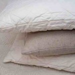 أوضاع النوم الصحيحة والتي تخفيف الم العمود الفقري