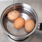 قم بوضع صودا الخبز أثناء غلي البيض السبب مدهش قم بوضع صودا الخبز أثناء غلي البيض السبب مدهش