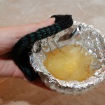 إزالة الشعر بالعسل بالصور