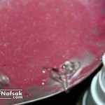 احمر خدود كريمي عمله بالصور في بيتك