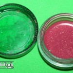 احمر خدود كريمي عمله بالصور في بيتك