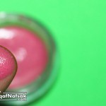 احمر خدود كريمي عمله بالصور في بيتك