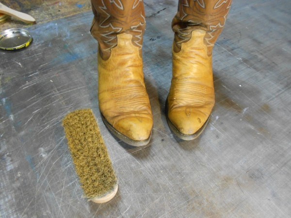 كيف تنظيف البوت بالصور حتى يظهر وكأنه جديد دائما كيف تنظيف البوت بالصور حتى يظهر وكأنه جديد دائما