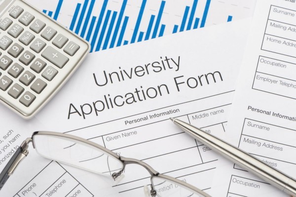كيف تقدّم للجامعات في اسبانيا