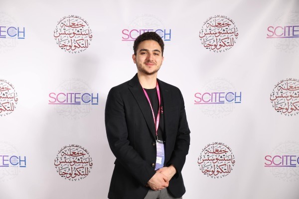 الدراسة في MIT ليست مستحيلةً للطلاب العرب..إحسان التيناوي نموذجاً الدراسة في MIT ليست مستحيلةً للطلاب العرب..إحسان التيناوي نموذجاً