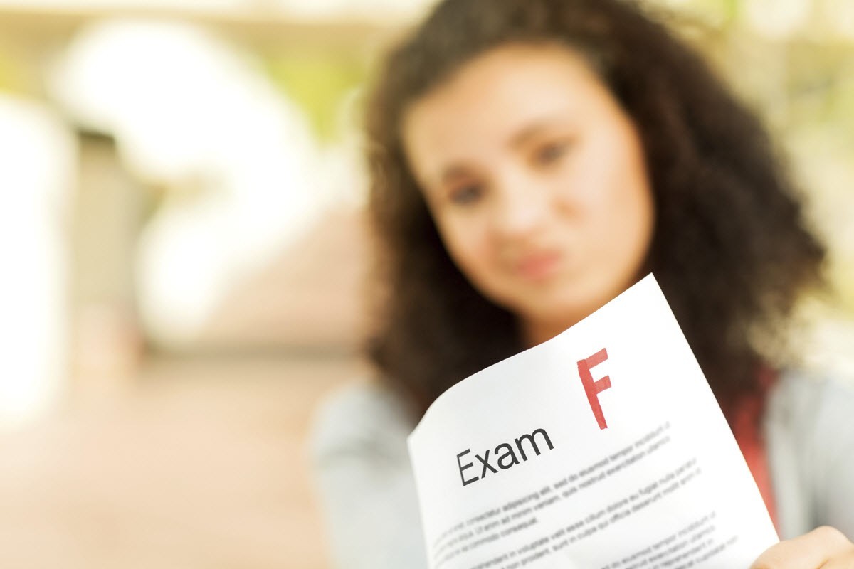 تعيد إحدى سنوات الجامعة؟ … هذه ليست نهاية العالم