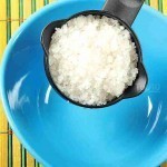 مقشر للجسم و الوجه باستخدام ملح البحر للتبيض و تجديد الجلد الميت