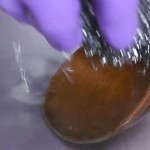 بالصور طريقة تنظيف الاواني الخشبية