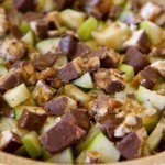 حضري فطيرة التفاح و الكراميل بالصور