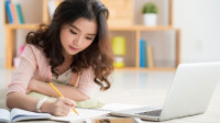 القراءة بصوت عالٍ… طريقة سهلة لجعل المذاكرة فعّالة وأكثر فائدة القراءة بصوت عالٍ… طريقة سهلة لجعل المذاكرة فعّالة وأكثر فائدة
